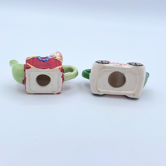 Vintage Wade Red Rose Tea Miniature Teapot Figurines Collectibles Car Toy Chest - Picture 15 of 16